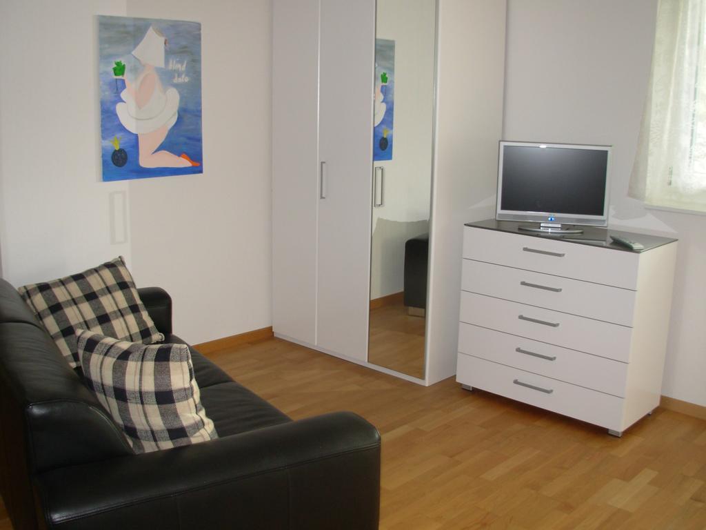 Studio Mythen Schwyz Habitación foto